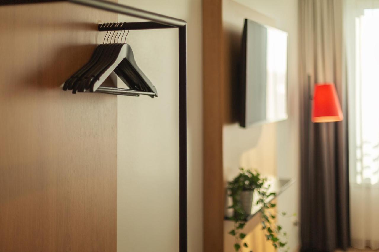 Holiday Inn - The Niu, Sparrow Regensburg By Ihg Bagian luar foto