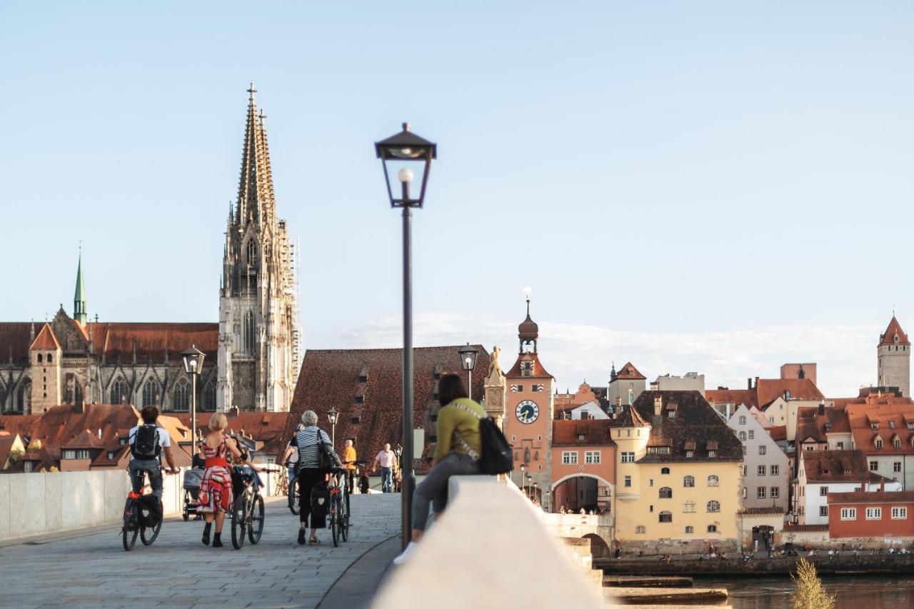 Holiday Inn - The Niu, Sparrow Regensburg By Ihg Bagian luar foto